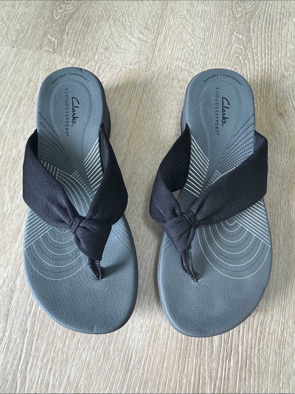 Clarks Cloudsteppers Black Knot-Front Women's Slide Sandals